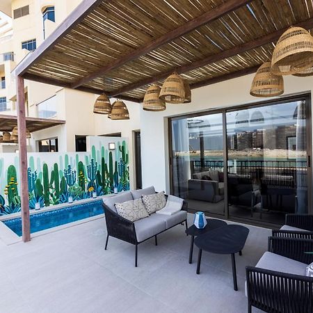 The Townhouses The Pearl Doha Exterior photo