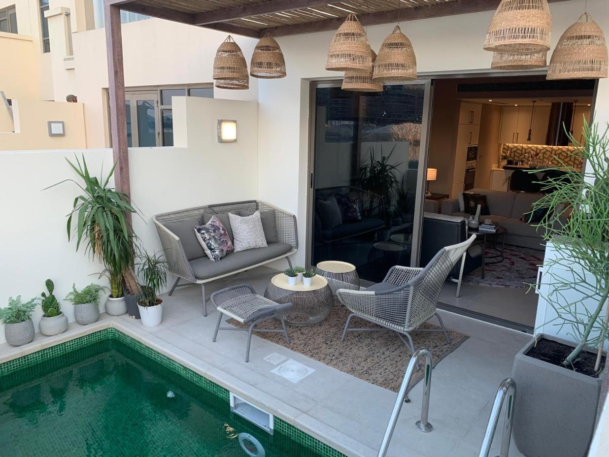 The Townhouses The Pearl Doha Exterior photo