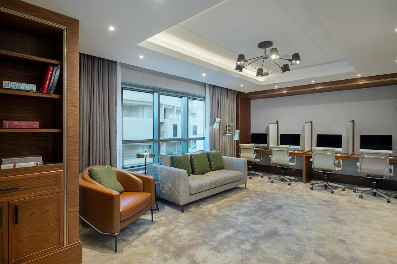 The Townhouses The Pearl Doha Exterior photo