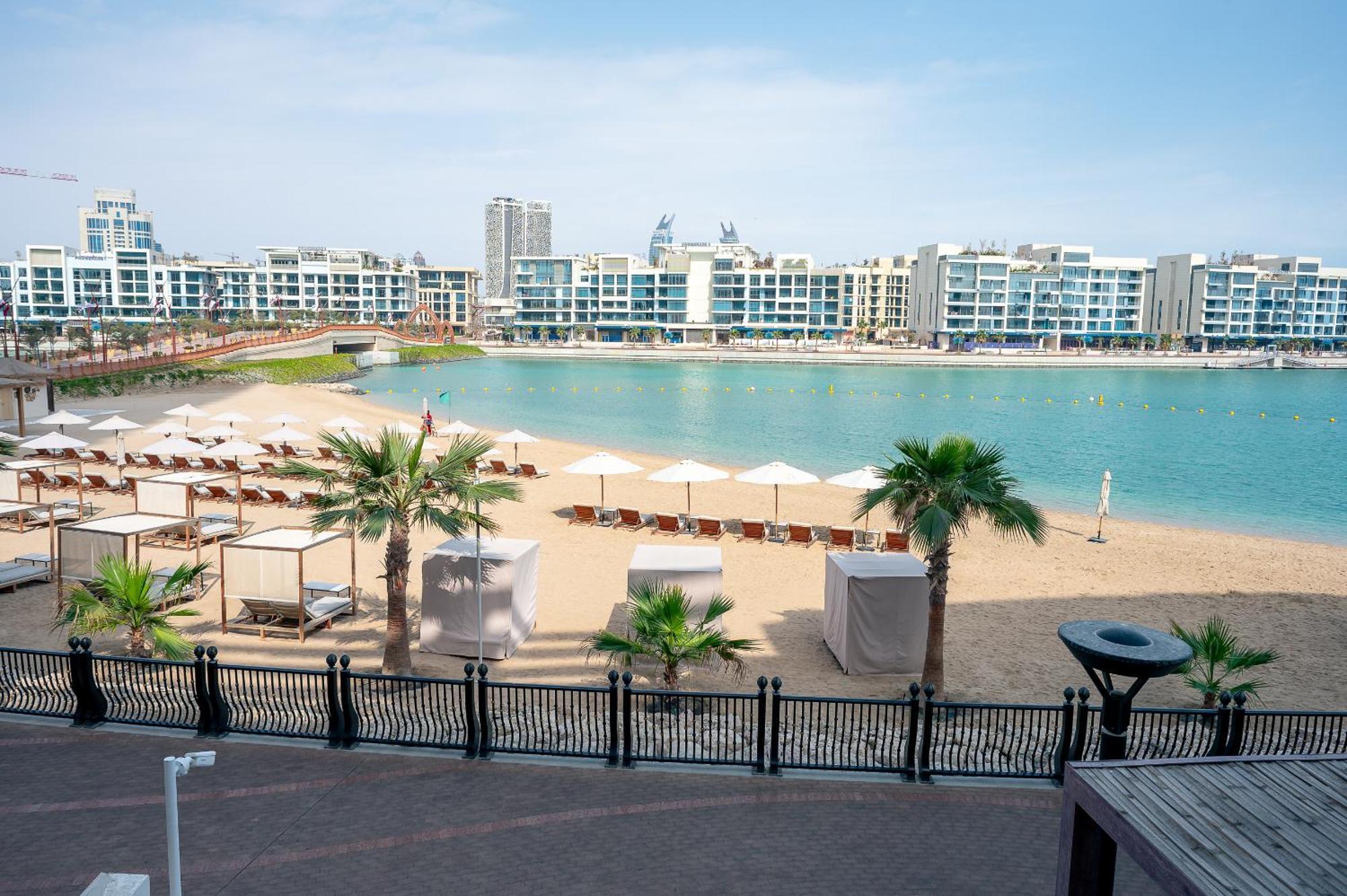 The Townhouses The Pearl Doha Exterior photo