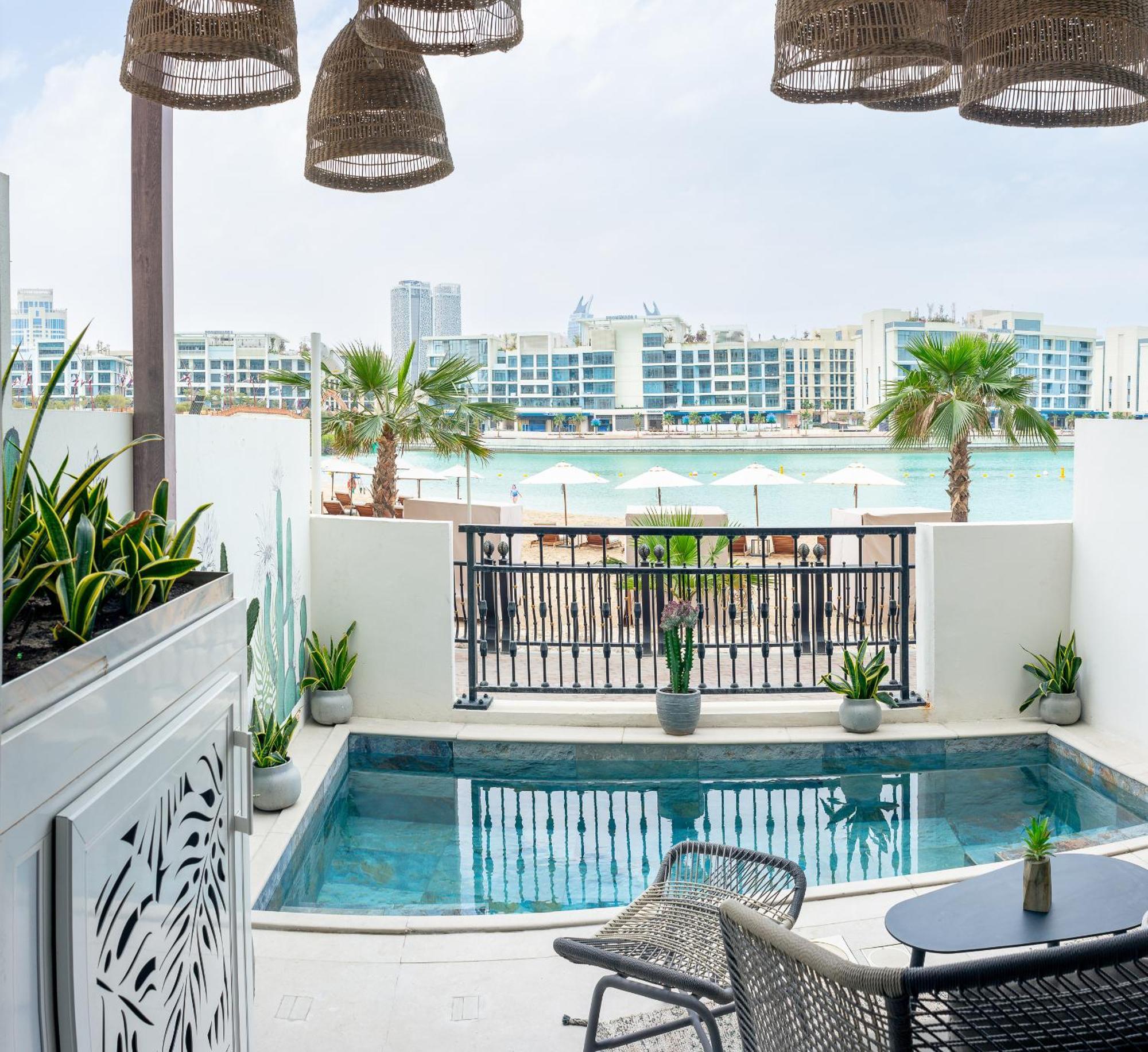 The Townhouses The Pearl Doha Exterior photo