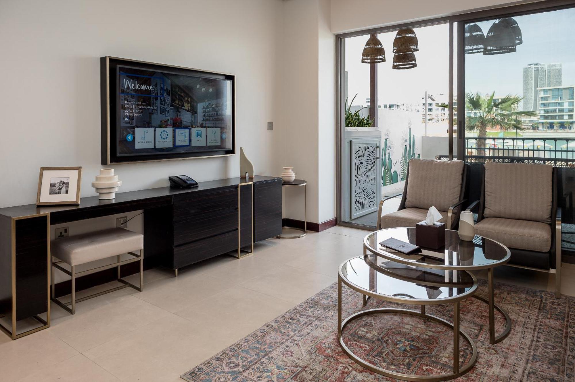 The Townhouses The Pearl Doha Exterior photo