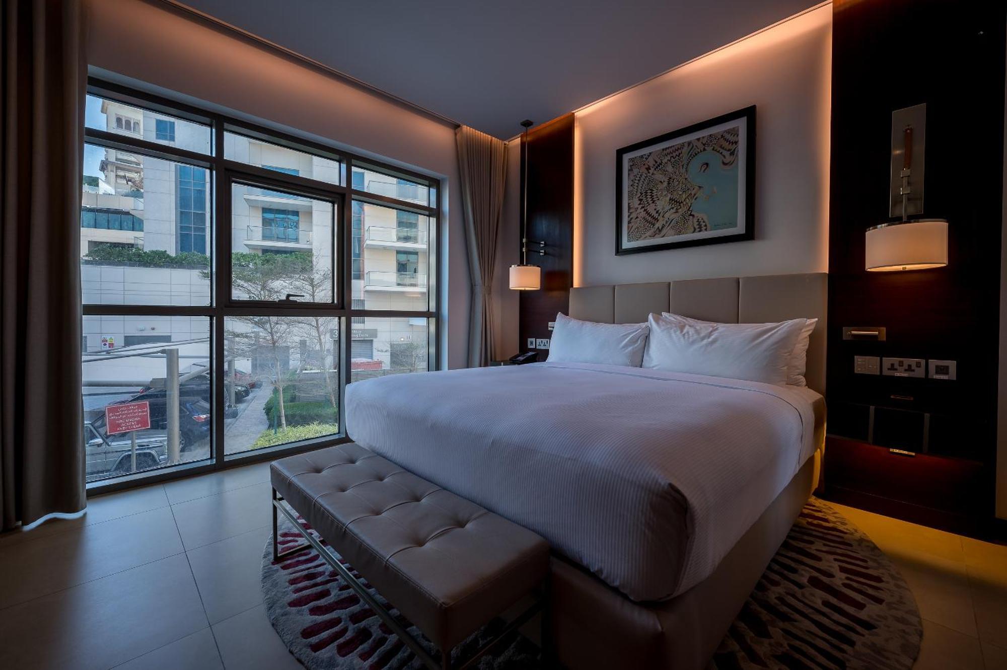 The Townhouses The Pearl Doha Exterior photo